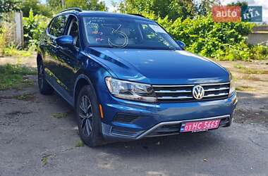 Внедорожник / Кроссовер Volkswagen Tiguan 2019 в Ровно