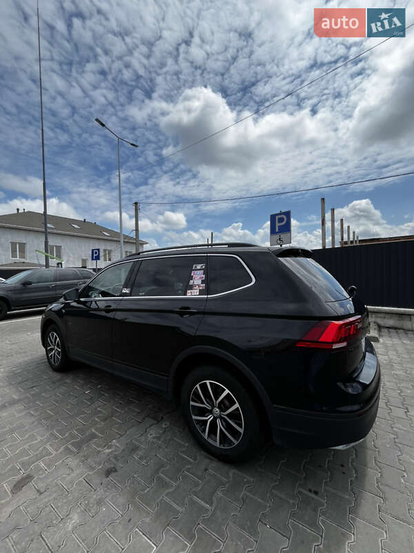 Внедорожник / Кроссовер Volkswagen Tiguan 2020 в Киеве
