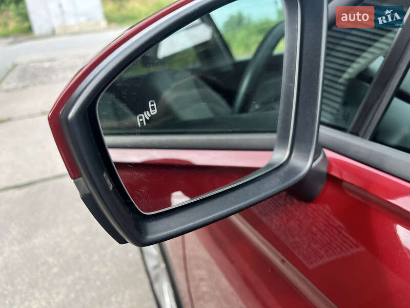 Внедорожник / Кроссовер Volkswagen Tiguan 2019 в Львове