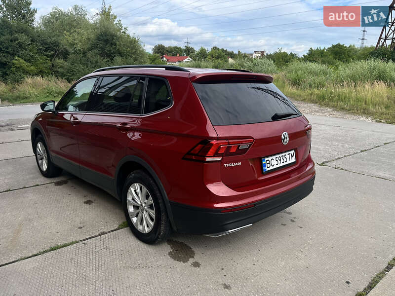 Внедорожник / Кроссовер Volkswagen Tiguan 2019 в Львове