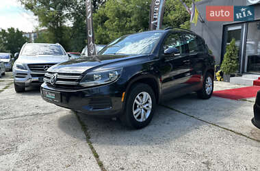 Позашляховик / Кросовер Volkswagen Tiguan 2016 в Чернівцях
