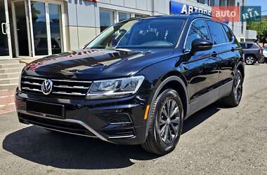 Внедорожник / Кроссовер Volkswagen Tiguan 2019 в Одессе