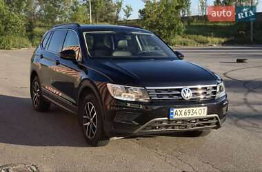 Позашляховик / Кросовер Volkswagen Tiguan 2021 в Харкові