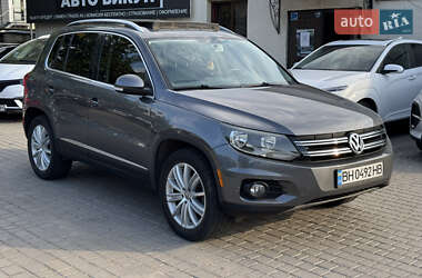 Внедорожник / Кроссовер Volkswagen Tiguan 2011 в Одессе