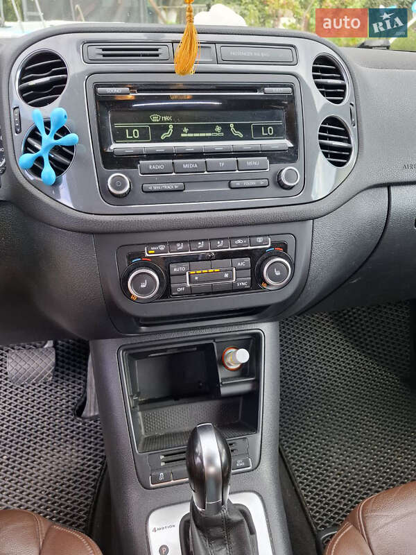 Внедорожник / Кроссовер Volkswagen Tiguan 2013 в Сарнах