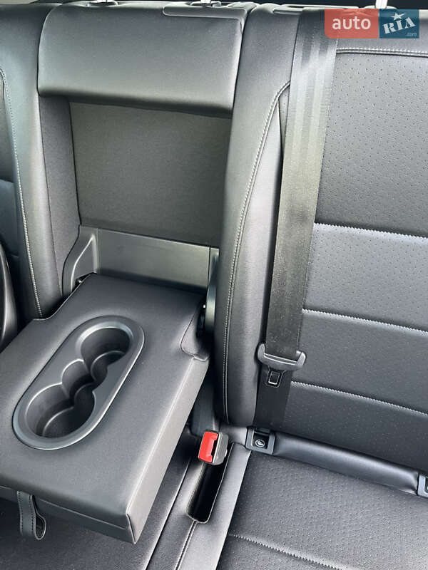 Внедорожник / Кроссовер Volkswagen Tiguan 2019 в Киеве фото 19 Внедорожник / Кроссовер Volkswagen Tiguan 2019 в Киеве