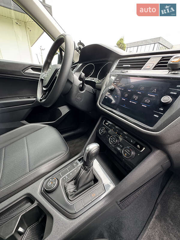 Внедорожник / Кроссовер Volkswagen Tiguan 2020 в Киеве