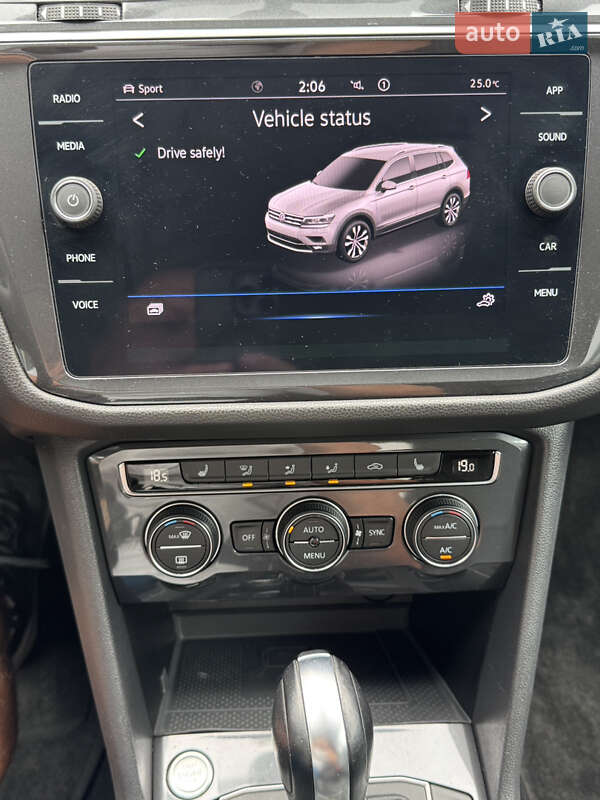 Внедорожник / Кроссовер Volkswagen Tiguan 2020 в Киеве