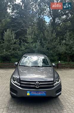 Позашляховик / Кросовер Volkswagen Tiguan 2015 в Самборі