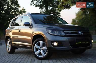Внедорожник / Кроссовер Volkswagen Tiguan 2015 в Дрогобыче