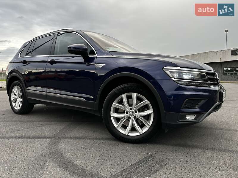 Внедорожник / Кроссовер Volkswagen Tiguan 2018 в Львове