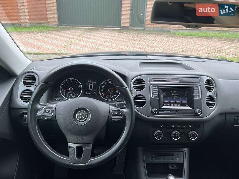 Внедорожник / Кроссовер Volkswagen Tiguan 2016 в Киеве