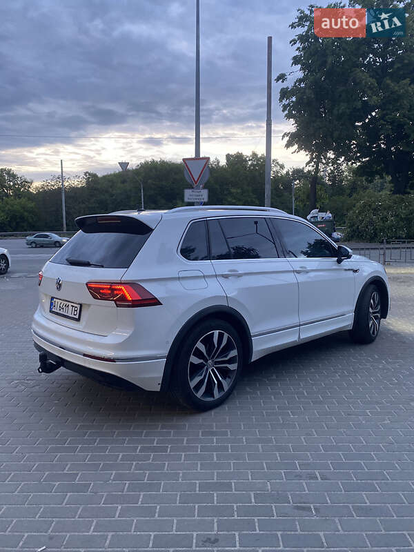 Внедорожник / Кроссовер Volkswagen Tiguan 2017 в Киеве