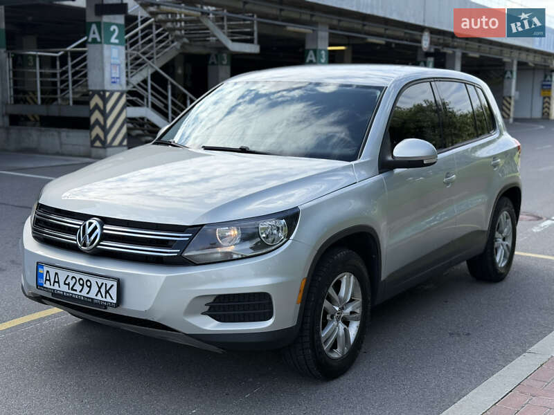 Позашляховик / Кросовер Volkswagen Tiguan 2012 в Києві