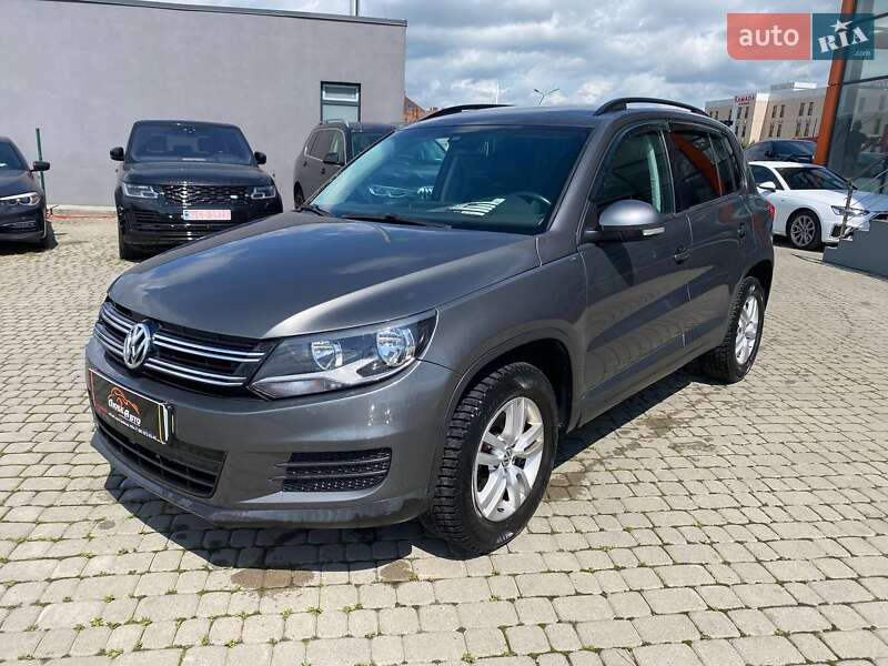 Внедорожник / Кроссовер Volkswagen Tiguan 2016 в Львове