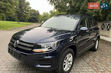 Внедорожник / Кроссовер Volkswagen Tiguan 2015 в Черновцах