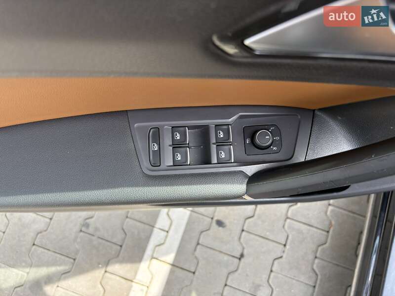 Внедорожник / Кроссовер Volkswagen Tiguan 2017 в Черновцах