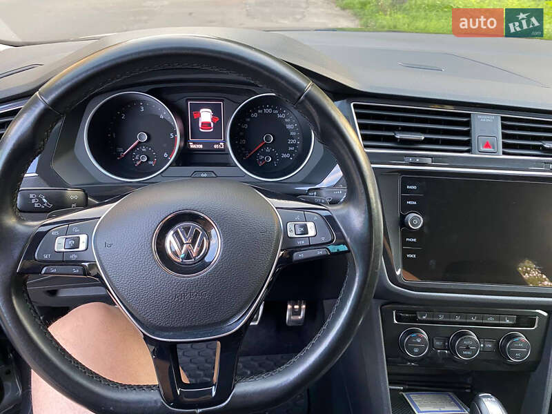 Внедорожник / Кроссовер Volkswagen Tiguan 2019 в Конотопе фото 13 Внедорожник / Кроссовер Volkswagen Tiguan 2019 в Конотопе