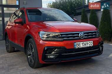 Внедорожник / Кроссовер Volkswagen Tiguan 2019 в Ужгороде