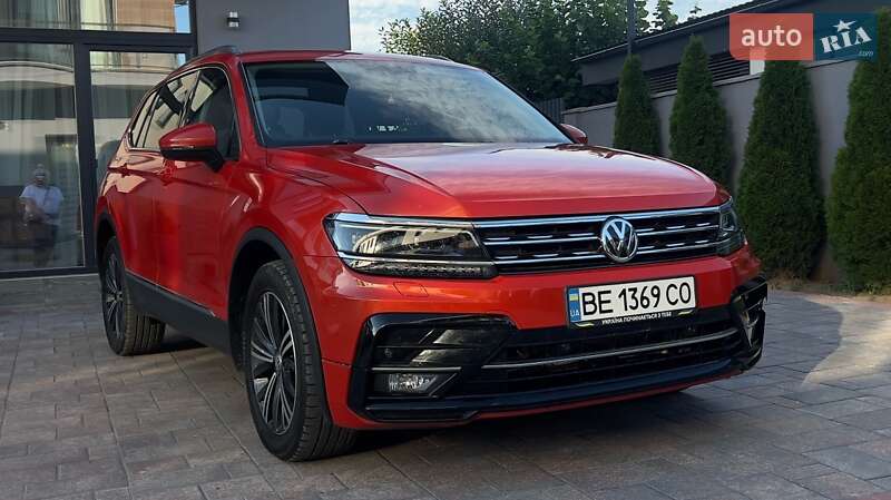 Внедорожник / Кроссовер Volkswagen Tiguan 2019 в Ужгороде