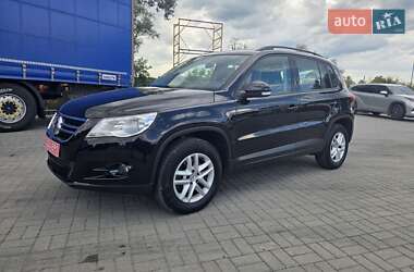 Внедорожник / Кроссовер Volkswagen Tiguan 2011 в Калуше