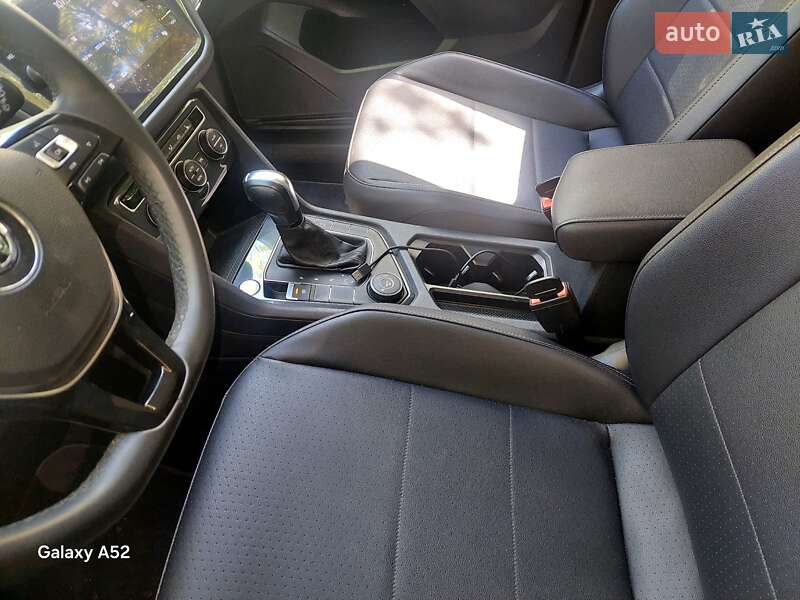 Внедорожник / Кроссовер Volkswagen Tiguan 2020 в Запорожье фото 10 Внедорожник / Кроссовер Volkswagen Tiguan 2020 в Запорожье