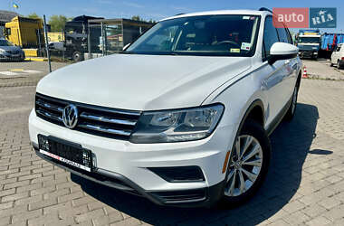 Внедорожник / Кроссовер Volkswagen Tiguan 2018 в Львове