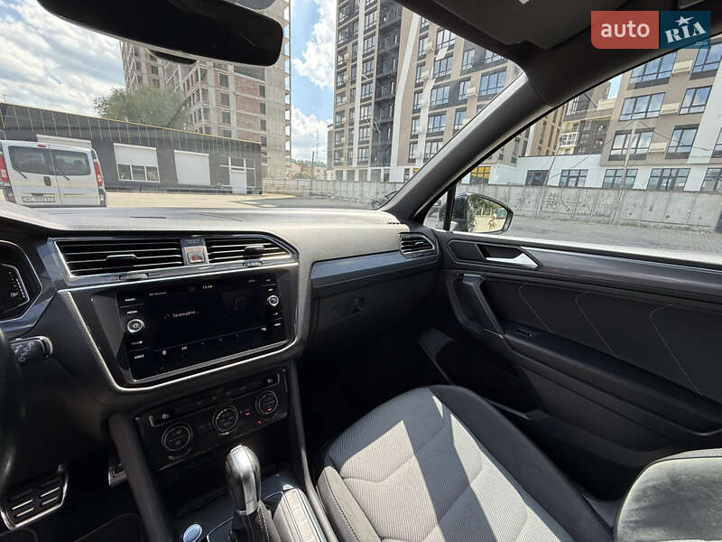Позашляховик / Кросовер Volkswagen Tiguan 2019 в Львові