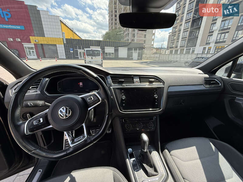 Позашляховик / Кросовер Volkswagen Tiguan 2019 в Львові
