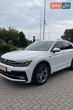 Внедорожник / Кроссовер Volkswagen Tiguan 2018 в Днепре
