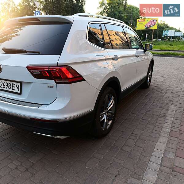 Внедорожник / Кроссовер Volkswagen Tiguan 2018 в Нежине
