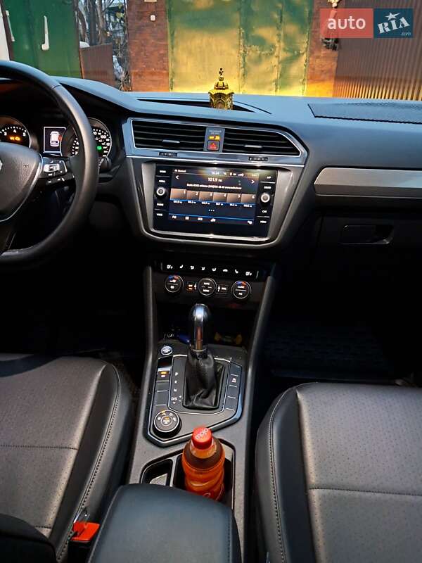 Внедорожник / Кроссовер Volkswagen Tiguan 2018 в Кропивницком