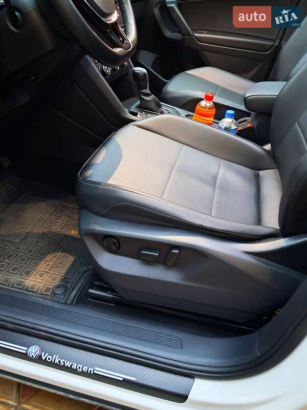 Внедорожник / Кроссовер Volkswagen Tiguan 2018 в Кропивницком