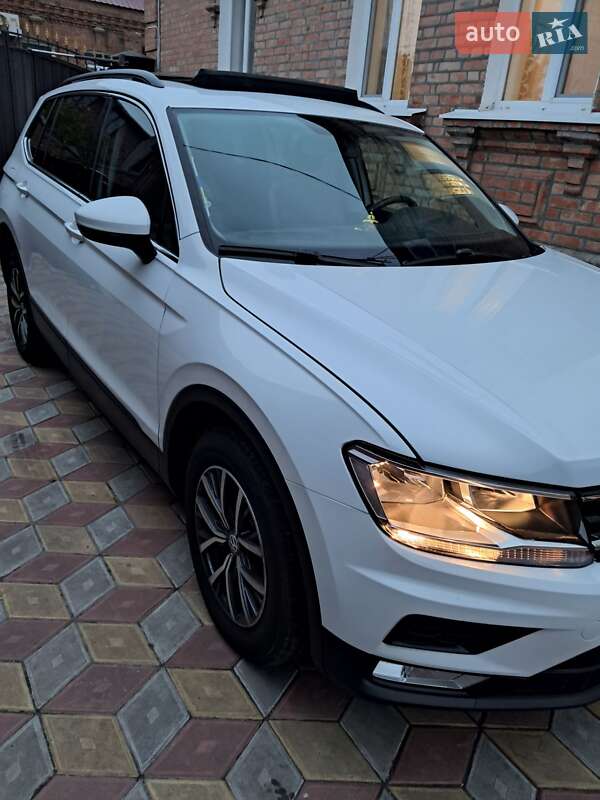 Внедорожник / Кроссовер Volkswagen Tiguan 2018 в Кропивницком