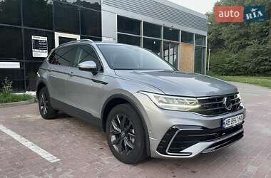 Внедорожник / Кроссовер Volkswagen Tiguan 2022 в Виннице