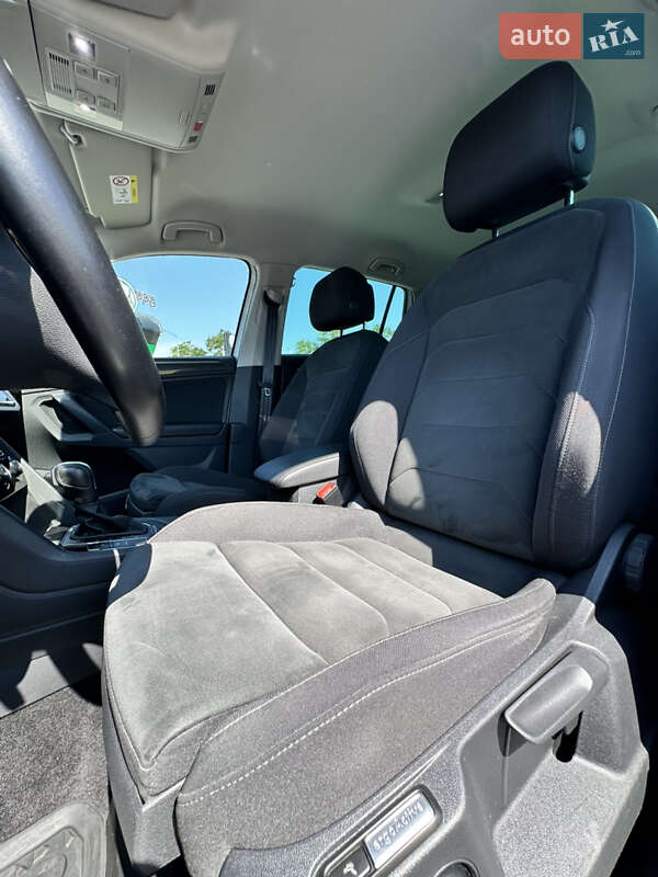 Внедорожник / Кроссовер Volkswagen Tiguan 2020 в Одессе