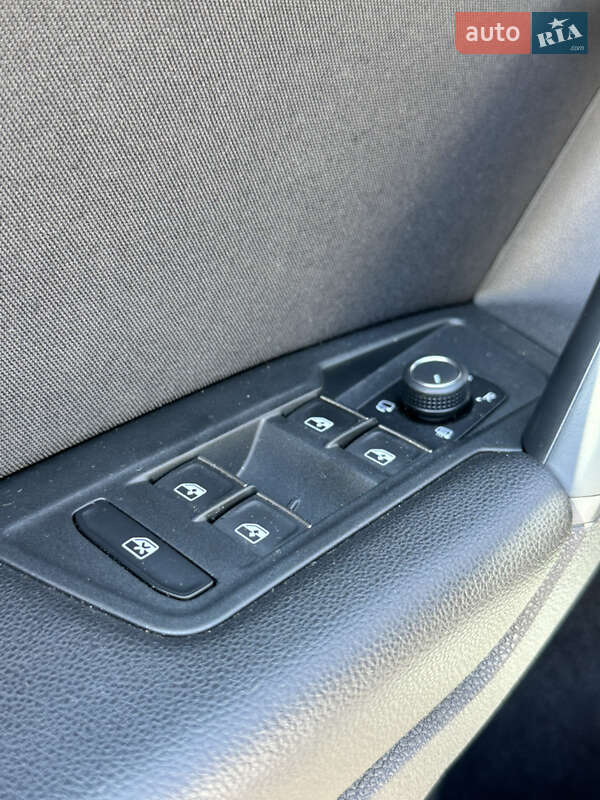 Внедорожник / Кроссовер Volkswagen Tiguan 2020 в Одессе