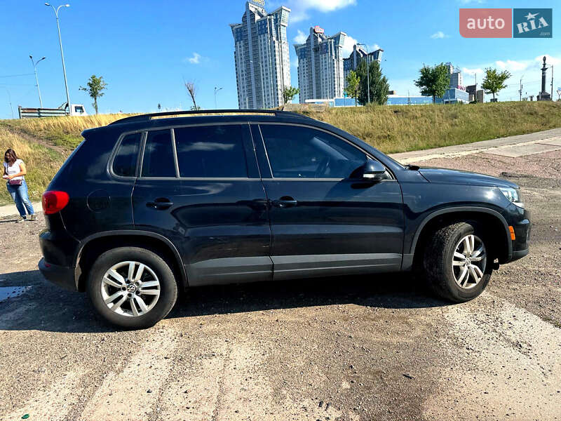 Внедорожник / Кроссовер Volkswagen Tiguan 2017 в Киеве