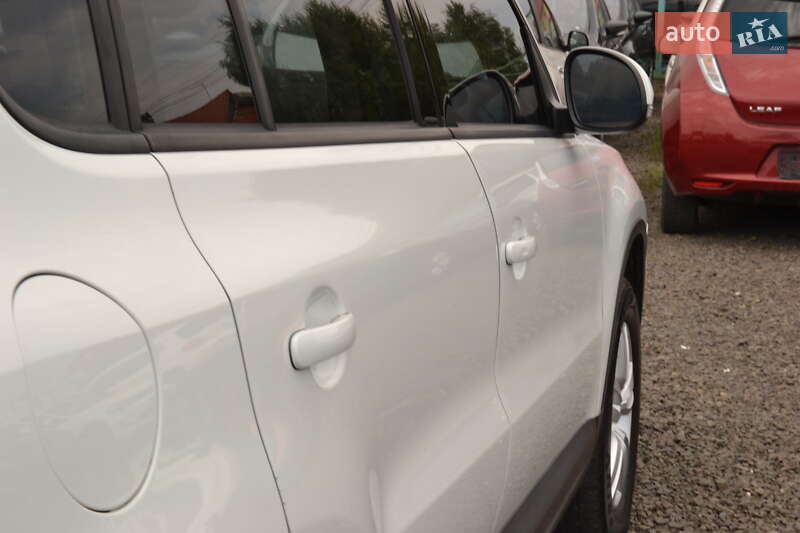 Позашляховик / Кросовер Volkswagen Tiguan 2017 в Луцьку