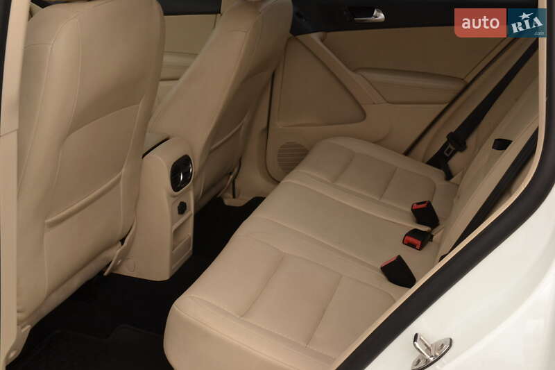 Позашляховик / Кросовер Volkswagen Tiguan 2017 в Луцьку