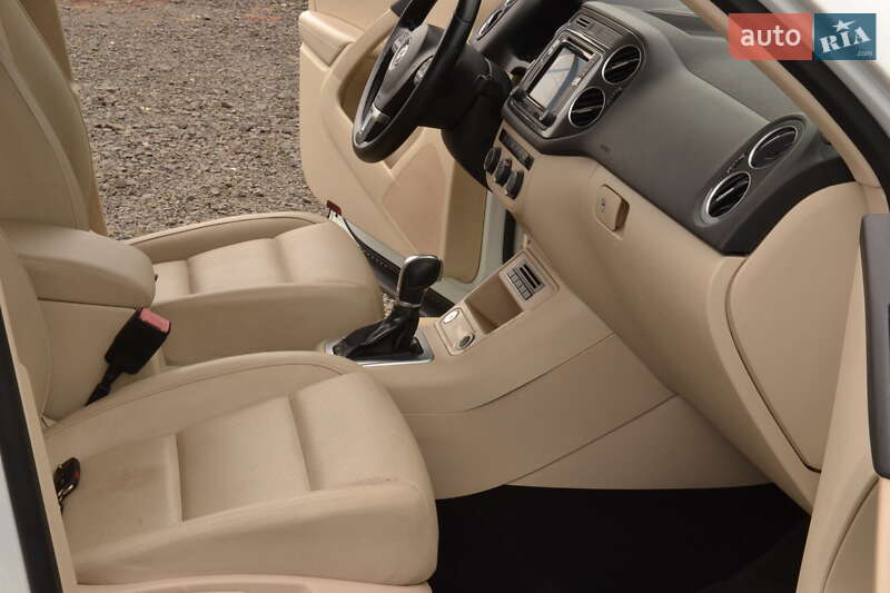 Позашляховик / Кросовер Volkswagen Tiguan 2017 в Луцьку