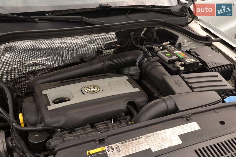 Позашляховик / Кросовер Volkswagen Tiguan 2017 в Луцьку