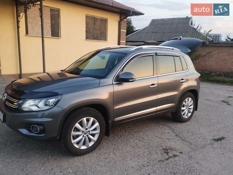 Внедорожник / Кроссовер Volkswagen Tiguan 2015 в Днепре фото 4 Внедорожник / Кроссовер Volkswagen Tiguan 2015 в Днепре