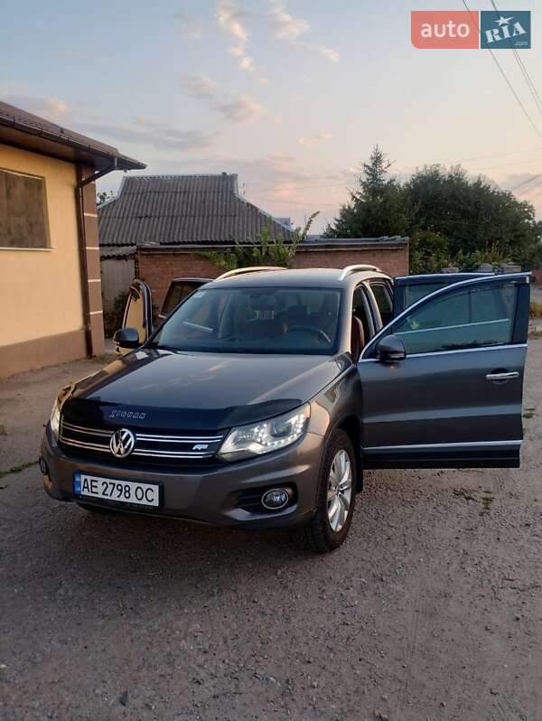 Внедорожник / Кроссовер Volkswagen Tiguan 2015 в Днепре фото 2 Внедорожник / Кроссовер Volkswagen Tiguan 2015 в Днепре