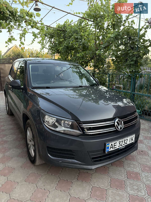 Внедорожник / Кроссовер Volkswagen Tiguan 2015 в Кривом Роге