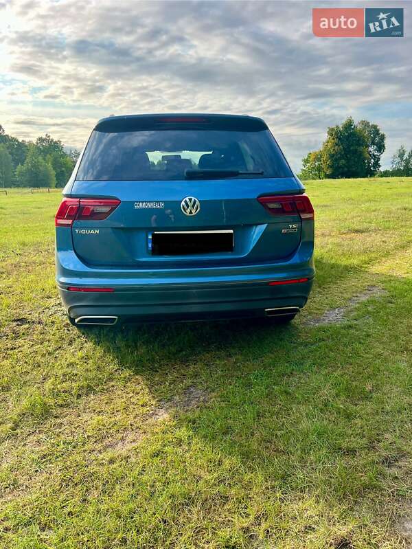 Внедорожник / Кроссовер Volkswagen Tiguan 2018 в Сарнах