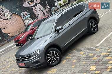Внедорожник / Кроссовер Volkswagen Tiguan 2021 в Луцке