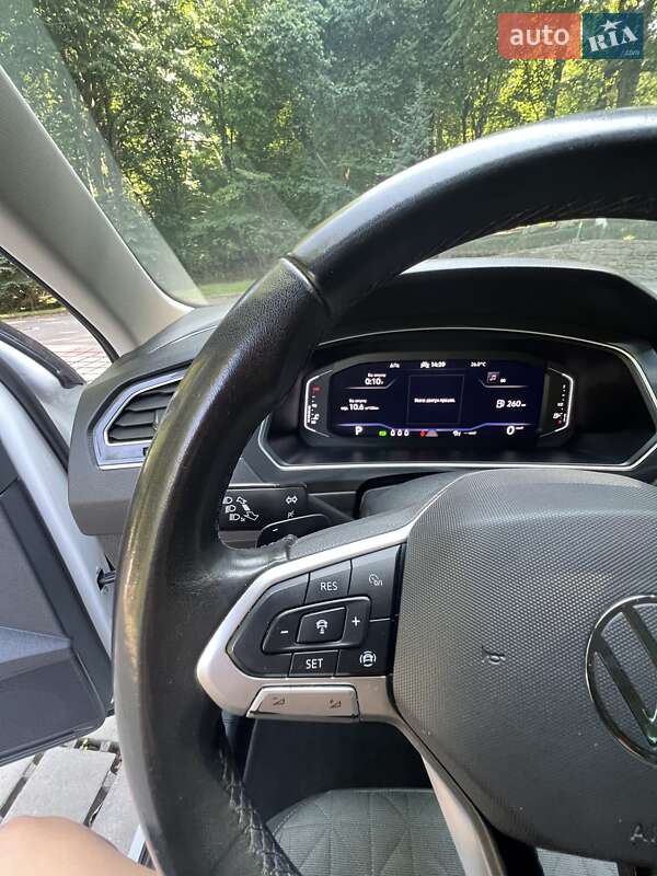 Внедорожник / Кроссовер Volkswagen Tiguan 2021 в Тернополе