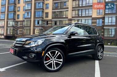 Внедорожник / Кроссовер Volkswagen Tiguan 2016 в Чернигове
