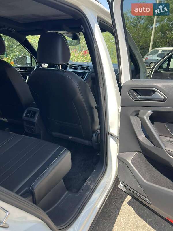 Внедорожник / Кроссовер Volkswagen Tiguan 2022 в Одессе фото 9 Внедорожник / Кроссовер Volkswagen Tiguan 2022 в Одессе